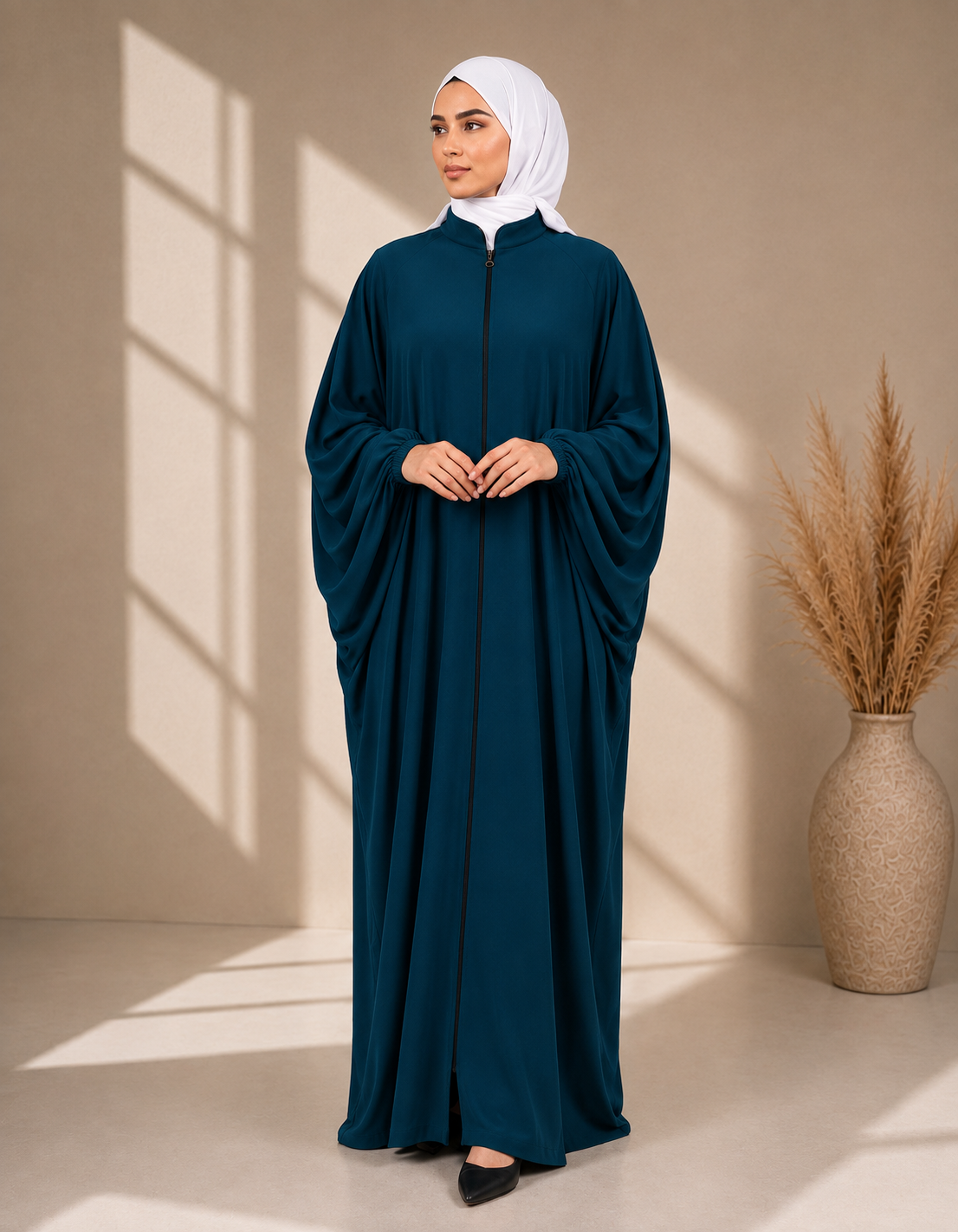 Une abaya élégante, fluide et ultra-confortable